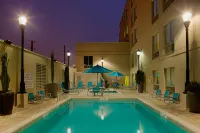 SpringHill Suites Savannah Downtown/Historic District - piscina