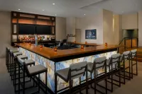 DoubleTree by Hilton Manchester Downtown - bar