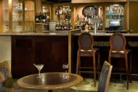 Embassy Suites by Hilton Kansas City International Airport - bar