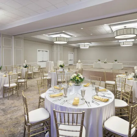 DoubleTree by Hilton Hotel Atlanta - Roswell