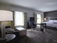 Hampton Inn & Suites Columbus/University Area Hotels near Jack Nicklaus Museum