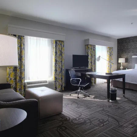 Hampton Inn & Suites Columbus/University Area