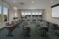 AC Hotel Raleigh North Hills - 4 stelle
