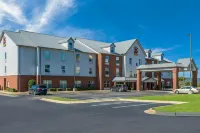 Red Roof Plus+ & Suites Birmingham - Bessemer - parking