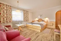 Hotel Appartement Roggal - piscina