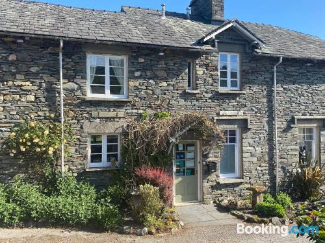 Elterwater Park Farmhouse Bed and 