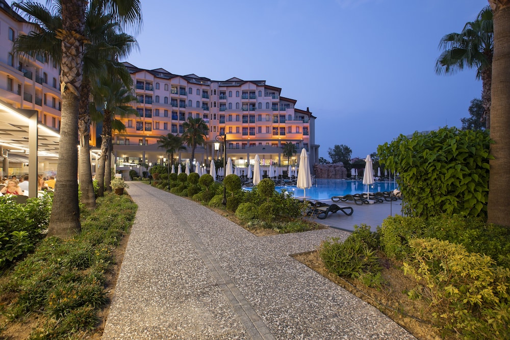 Bella Resort & Spa - All Inclusive