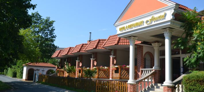 Hotel & Restaurant Feustel Hotels in Vogtlandkreis