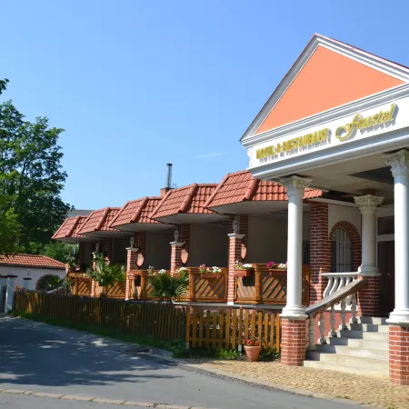 Hotel & Restaurant Feustel