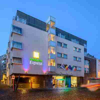 Holiday Inn Express Mechelen City Centre Hotel Exterior