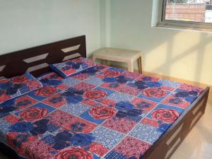 Choudhary Yatri Niwas (Double Bedded Room II)