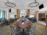 Hilton Garden Inn Houston/Galleria Area Hoteles cerca de Parque Water Wall