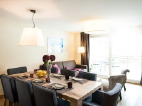 Peaks Place Apartment-Hotel & Spa Hotels in Laax