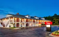 Red Roof Inn & Suites Wilson Отели рядом с достопримечательностью «Публичная библиотека Уилсон»