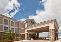 Holiday Inn Express & Suites ADA by IHG