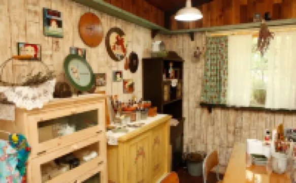 Seongju (Gayasan) and Anne's Garden Pension