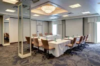 DoubleTree by Hilton Hotel Milwaukee Downtown Hotels in Milwaukee