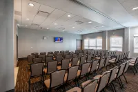 Holiday Inn Express Lethbridge Southeast Hotels in Coaldale