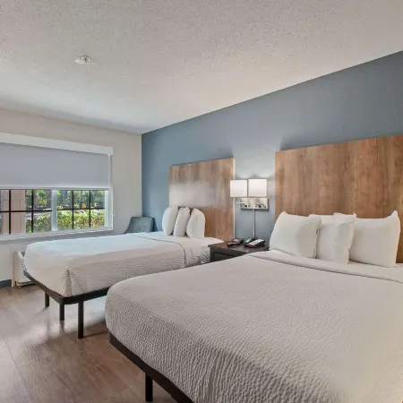 Extended Stay America Suites - Miami - Airport - Blue Lagoon