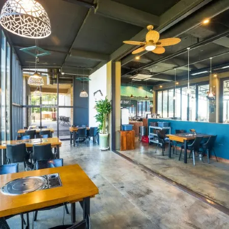 Seogwipo Blue Mountain 4255 Resort (Samdali) Отели рядом с достопримечательностью «Тематический парк Sunrise Lands»