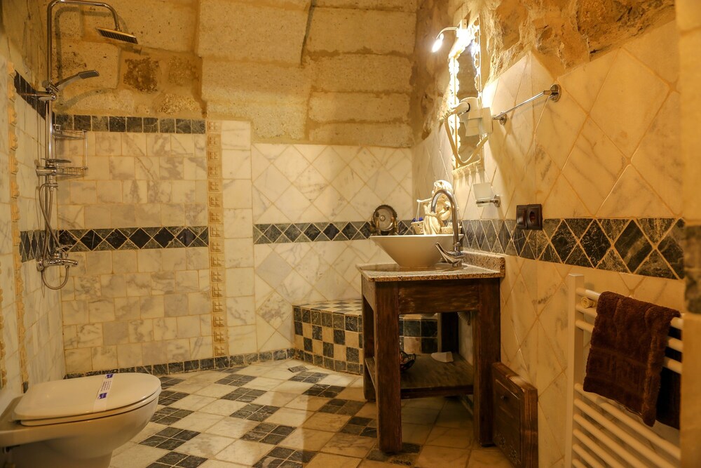 Goreme Palace Cave Suites