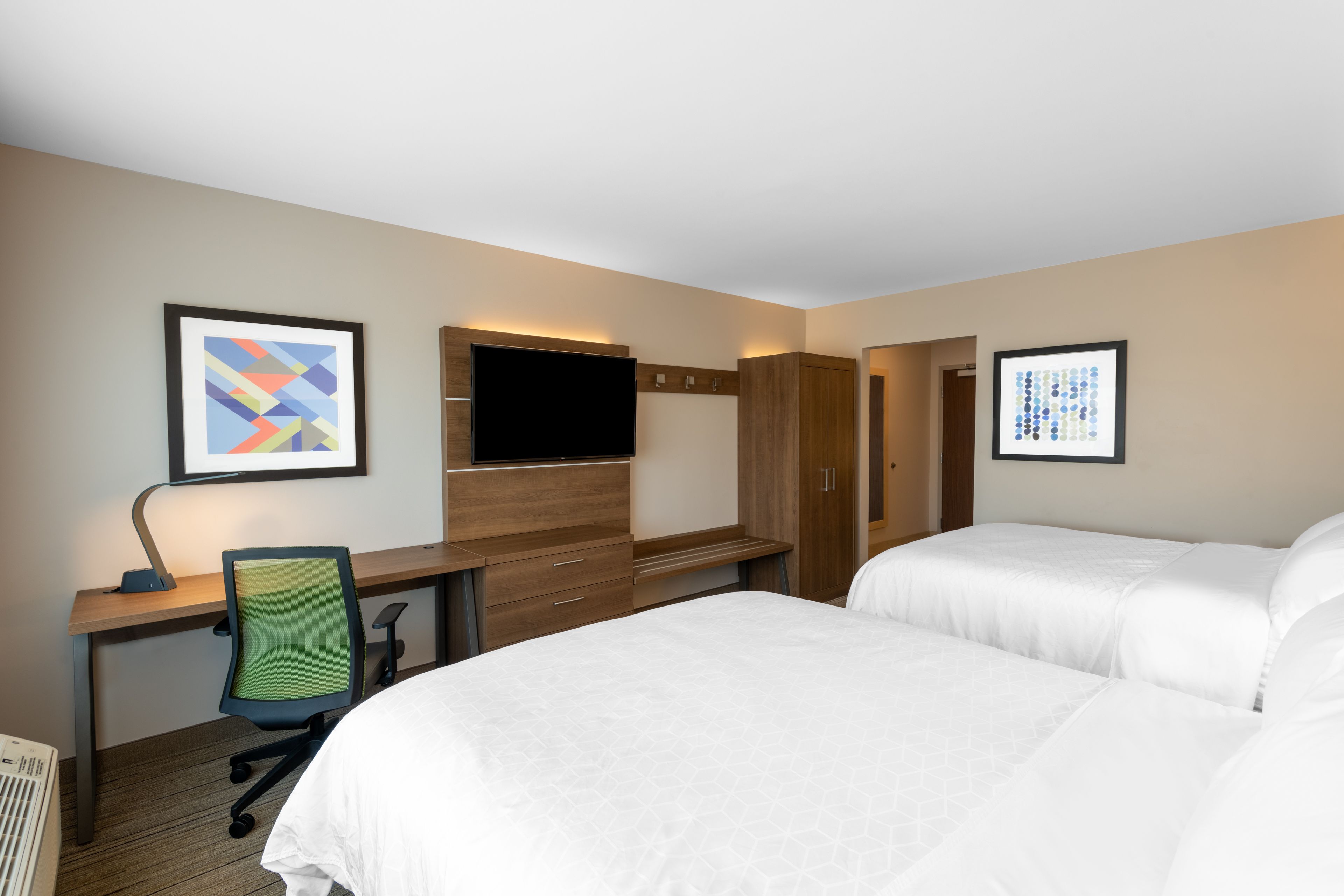 Holiday Inn Express & Suites Phoenix - Airport North, an Ihg Hotel