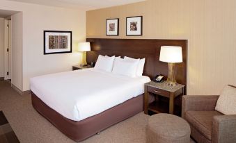 DoubleTree by Hilton Hotel Boston Bayside