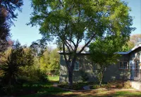 Sagewood Cottage for 2 People with Wonderful Private Terrace in Garden!