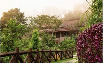 Taj Chia Kutir Resort & Spa Darjeeling