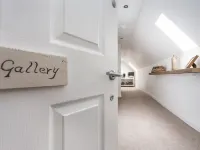 The Crown Guest House Hotels in Dunbar