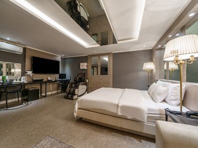HoTel Kino