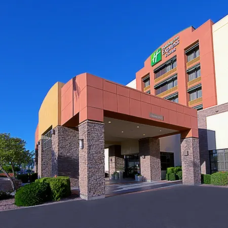 Holiday Inn Express & Suites TEMPE by IHG
