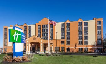 Holiday Inn Express & Suites South Portland