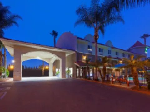 Holiday Inn Express & Suites SAN DIEGO-ESCONDIDO by IHG Hotels in Escondido