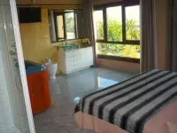 Pensión BOS Hotels in Sada