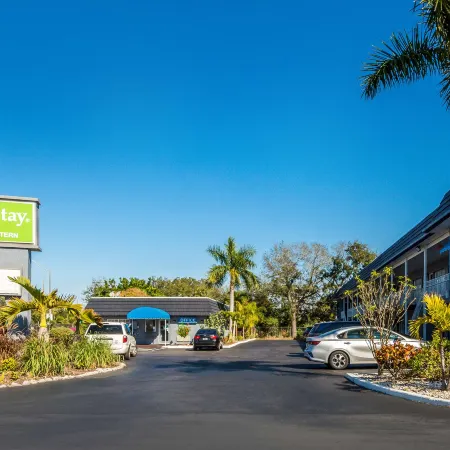 SureStay Hotel by Best Western Sarasota Lido Beach