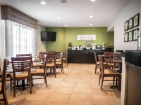 สลีป อินน์ วูดบริดจ์ - โพโตแมค มิลส์ โรงแรมในวูดบริดจ์