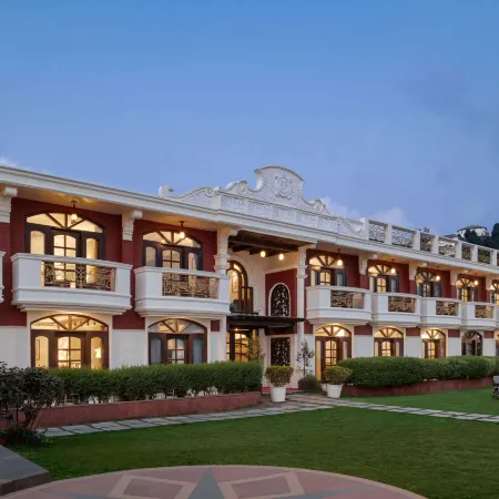 Ramada by Wyndham Mussoorie Mall Road