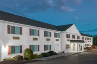Super 8 by Wyndham Webster/Rochester Hotels in Webster