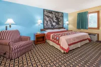 Super 8 by Wyndham Staunton Hotel a Litchfield