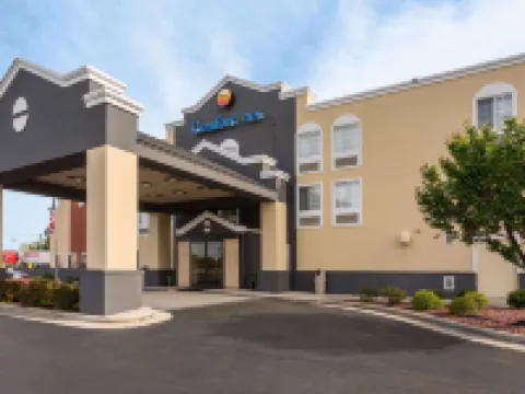 Comfort Inn Decatur Priceville Hotels in Decatur