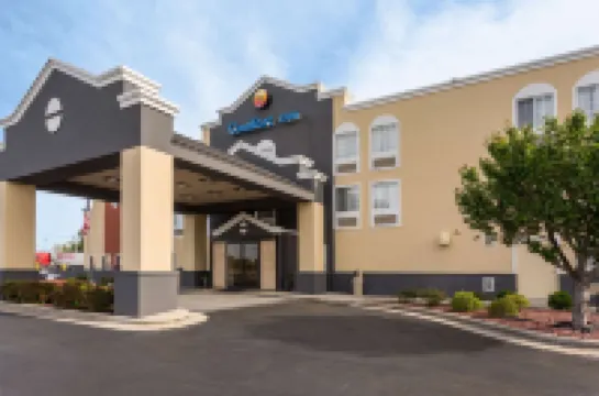 Comfort Inn Decatur Priceville Hotels in Decatur