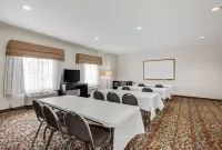Baymont by Wyndham Milan Hotel di Dundee