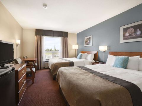 Super 8 by Wyndham Whitecourt