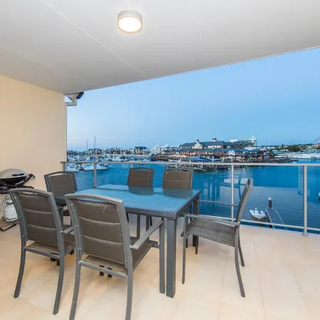 Dolphin Quay Apartments