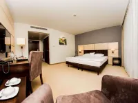 Ruben Hotel Các khách sạn ở Zielona Gora