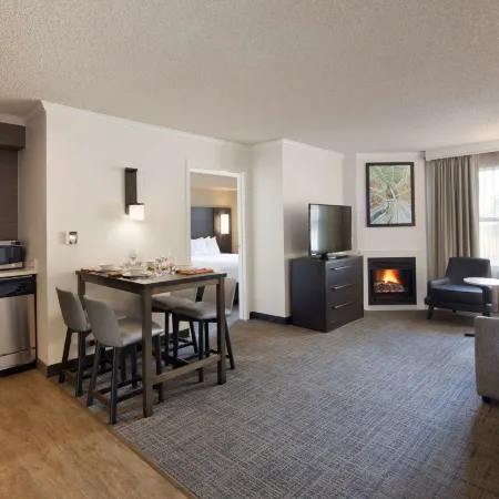 Sonesta ES Suites Fresno