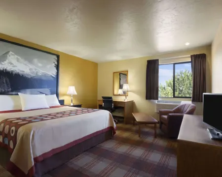 Super 8 by Wyndham Kennewick Hotels in Kennewick