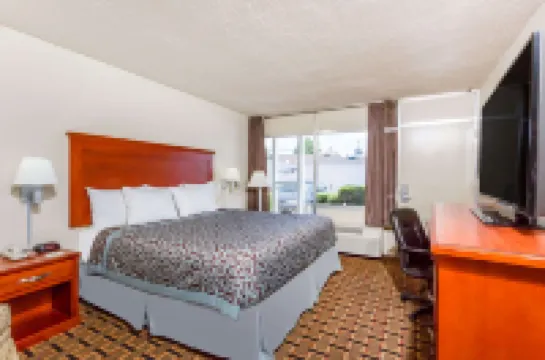 Days Inn by Wyndham Charlottesville/University Area Hotels in Charlottesville