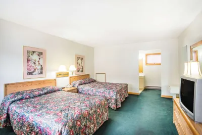 Travelodge by Wyndham Lake George NY Отели в г. Лейк Джордж
